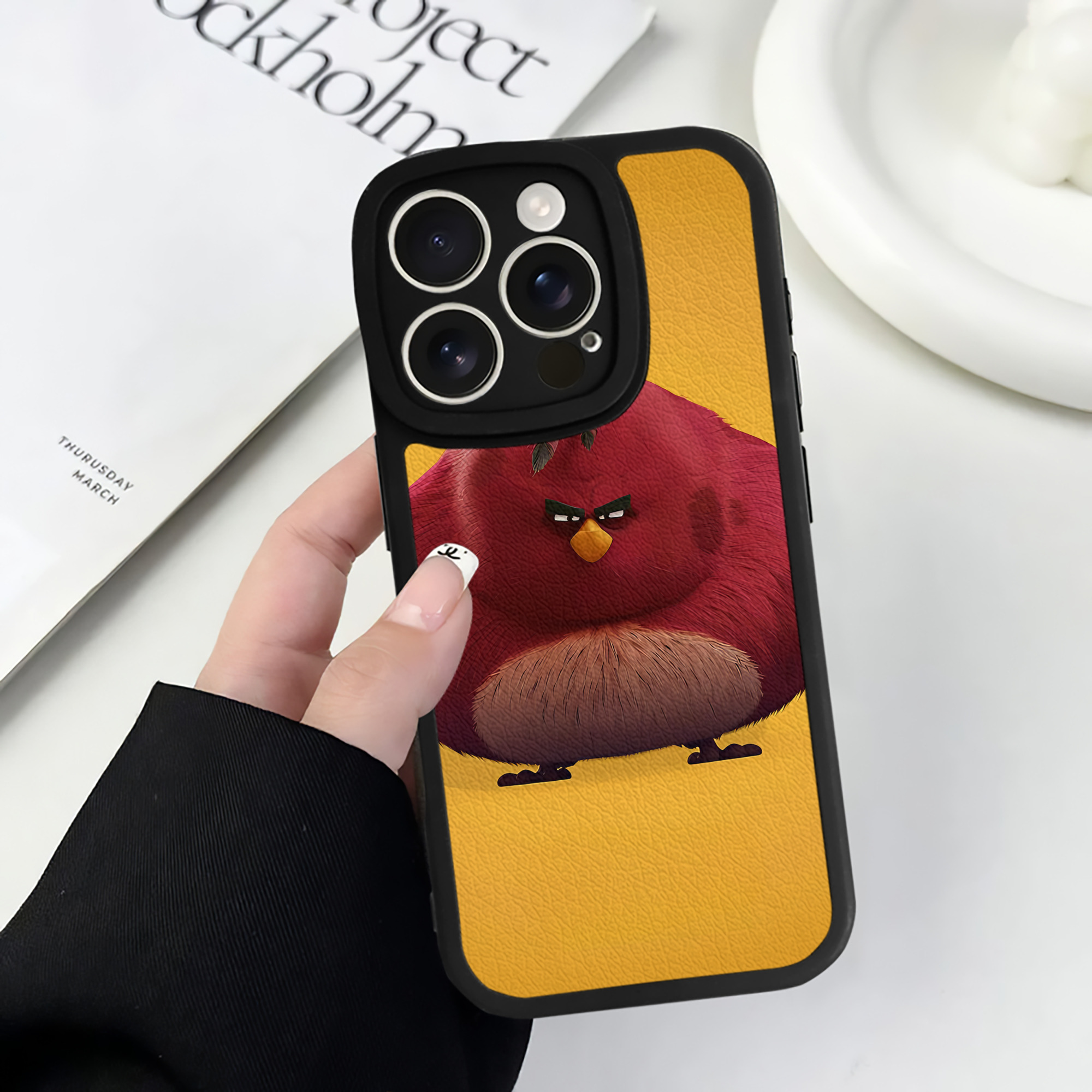 （画像用） Angry Birds アングリーバード 【iPhone 16シリーズ対応】シリコンスマホケース（レザー調） 材質：シリコン